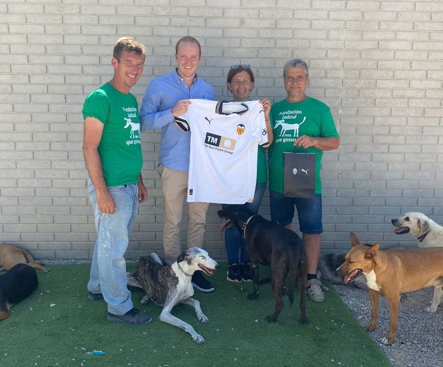 Entrega de la camiseta